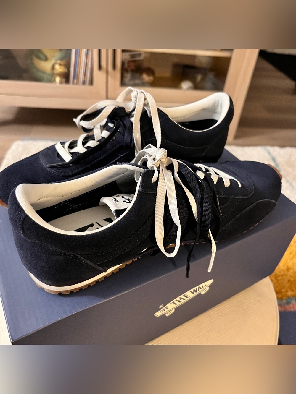 Vans Premium Super LowPro
Trainer in Parisian Night - Size 8